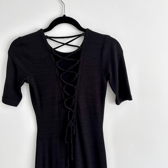 Aritzia Wilfred Free Lace Up Back Dress Black Half Sleeve Scoop Neck Size XS - Picture 8 of 11
